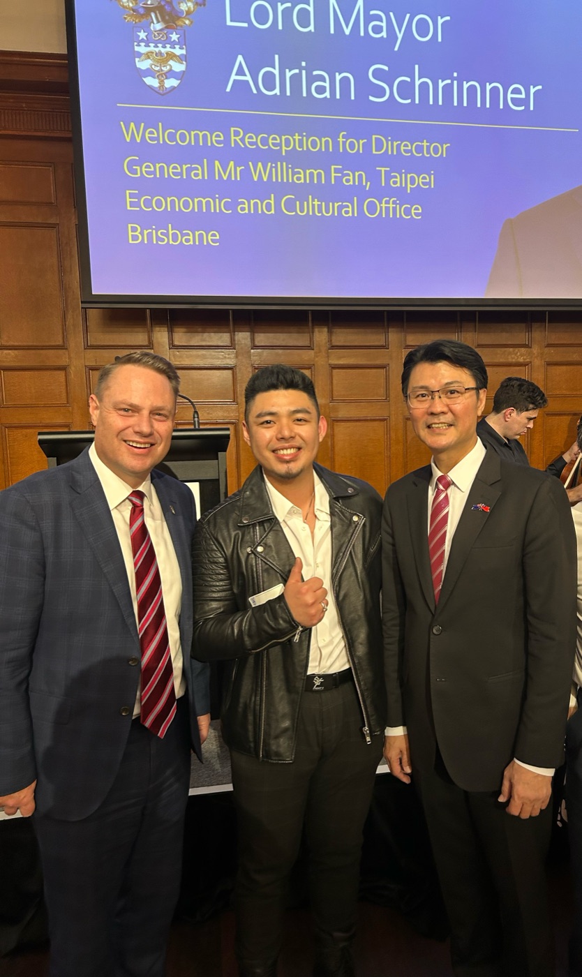 Gary Chen with Brisbane Lord Mayor Adrian Schrinner and the Director-General of the Taipei Economic and Cultural Office, Brisbane